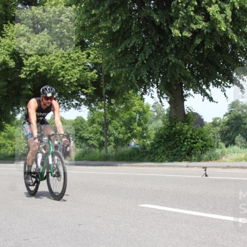 15.06.2025 - 7 Türme Triathlon Yannick Fuchs http://msf.ph/oto/7963322 15.06.2025 12:49:46 Radfahren  meine-sportfotos.de