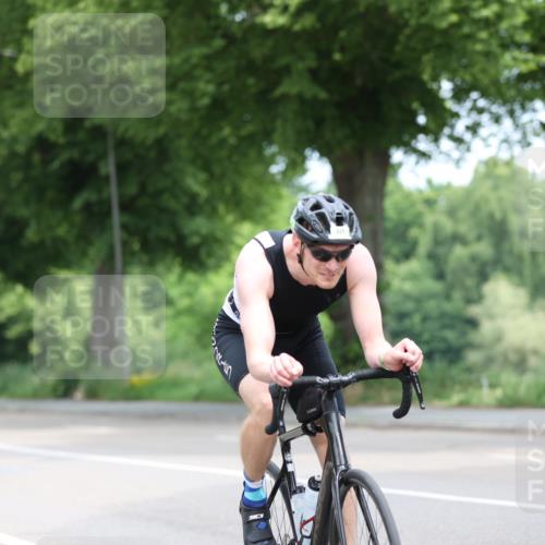 15.06.2025 - 7 Türme Triathlon Yannick Fuchs http://msf.ph/oto/7963335 15.06.2025 11:09:25 Radfahren 232 meine-sportfotos.de