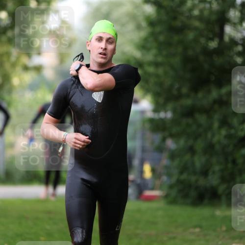 15.06.2025 - 7 Türme Triathlon Michael Strokosch http://msf.ph/oto/7963358 15.06.2025 12:16:01 Schwimmen 411, 446, 500, 503, 511, 537, 567, 575, 583, 669 meine-sportfotos.de
