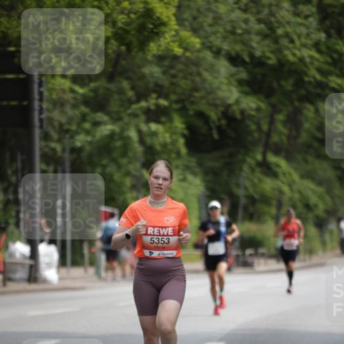 15.06.2025 - REWE Women's Run Jannik Wohlers http://msf.ph/oto/7963405 15.06.2025 09:58:04 Laufen 5353 meine-sportfotos.de