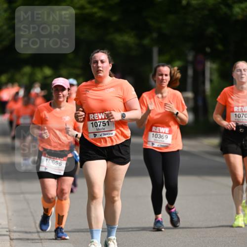 15.06.2025 - REWE Women's Run Dr. Thomas Lammeyer http://msf.ph/oto/7963406 15.06.2025 09:51:58 Laufen 10696, 10751, 10369, 1070 meine-sportfotos.de