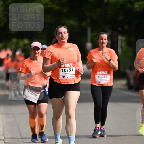 15.06.2025 - REWE Women's Run Dr. Thomas Lammeyer http://msf.ph/oto/7963409 15.06.2025 09:51:59 Laufen 10696, 10751, 10369 meine-sportfotos.de