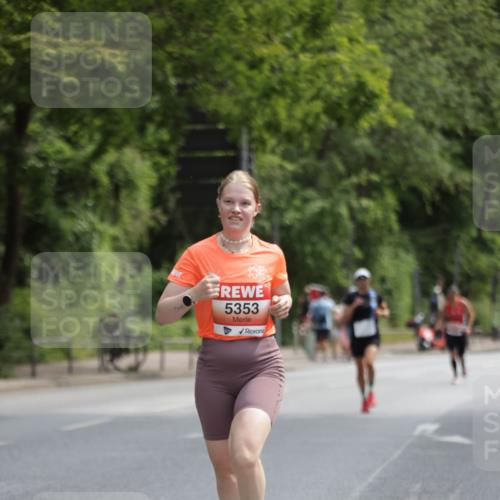 15.06.2025 - REWE Women's Run Jannik Wohlers http://msf.ph/oto/7963434 15.06.2025 09:58:06 Laufen 5353 meine-sportfotos.de