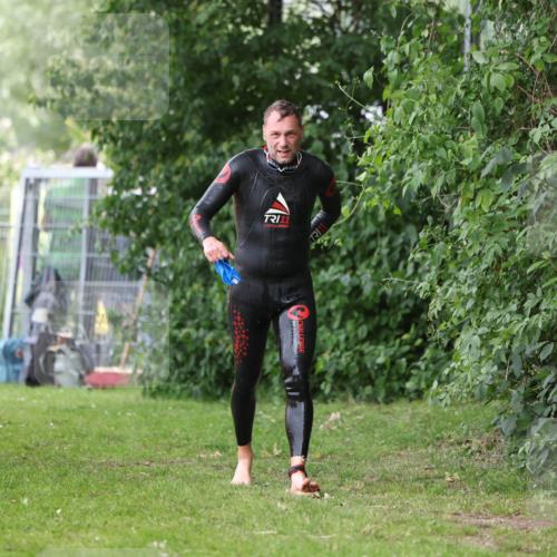 15.06.2025 - 7 Türme Triathlon Michael Strokosch http://msf.ph/oto/7963448 15.06.2025 12:16:06 Schwimmen 378, 397, 411, 503, 511, 537, 567, 583, 669 meine-sportfotos.de