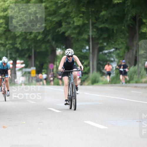 15.06.2025 - 7 Türme Triathlon Yannick Fuchs http://msf.ph/oto/7963482 15.06.2025 13:53:21 Radfahren 748, 819, 1194 meine-sportfotos.de