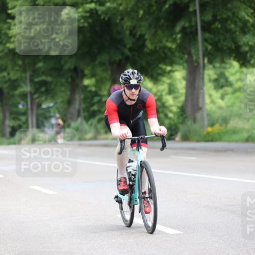 15.06.2025 - 7 Türme Triathlon Yannick Fuchs http://msf.ph/oto/7963485 15.06.2025 11:09:59 Radfahren 263 meine-sportfotos.de