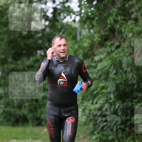 15.06.2025 - 7 Türme Triathlon Michael Strokosch http://msf.ph/oto/7963504 15.06.2025 12:16:09 Schwimmen 378, 397, 411, 503, 511, 567, 648, 657, 669, 677 meine-sportfotos.de