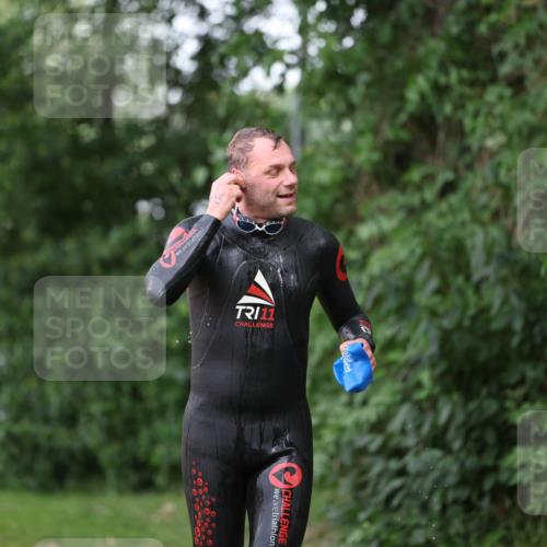 15.06.2025 - 7 Türme Triathlon Michael Strokosch http://msf.ph/oto/7963508 15.06.2025 12:16:10 Schwimmen 378, 397, 411, 503, 511, 567, 648, 657, 669, 677 meine-sportfotos.de
