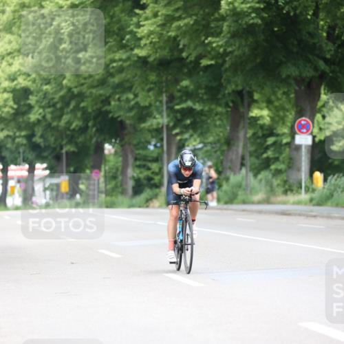 15.06.2025 - 7 Türme Triathlon Yannick Fuchs http://msf.ph/oto/7963509 15.06.2025 11:10:19 Radfahren 267, 292 meine-sportfotos.de
