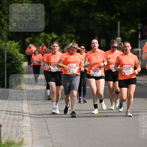 15.06.2025 - REWE Women's Run Dr. Thomas Lammeyer http://msf.ph/oto/7963598 15.06.2025 09:52:07 Laufen 1071, 10021, 0148, 10, 10428 meine-sportfotos.de