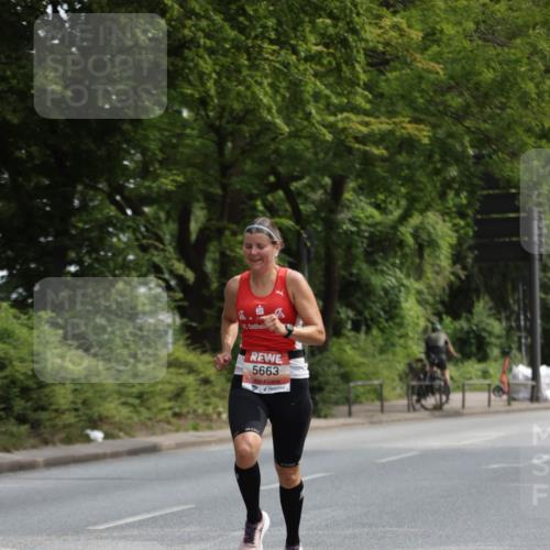 15.06.2025 - REWE Women's Run Jannik Wohlers http://msf.ph/oto/7963601 15.06.2025 09:58:16 Laufen 5663 meine-sportfotos.de