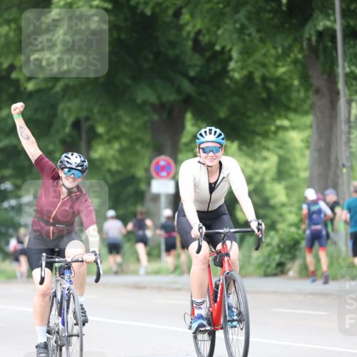 15.06.2025 - 7 Türme Triathlon Yannick Fuchs http://msf.ph/oto/7963629 15.06.2025 13:53:30 Radfahren 863, 1046, 1062 meine-sportfotos.de