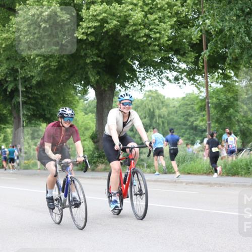 15.06.2025 - 7 Türme Triathlon Yannick Fuchs http://msf.ph/oto/7963667 15.06.2025 13:53:31 Radfahren 863, 1046, 1062 meine-sportfotos.de