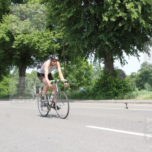 15.06.2025 - 7 Türme Triathlon Yannick Fuchs http://msf.ph/oto/7963716 15.06.2025 12:53:07 Radfahren  meine-sportfotos.de
