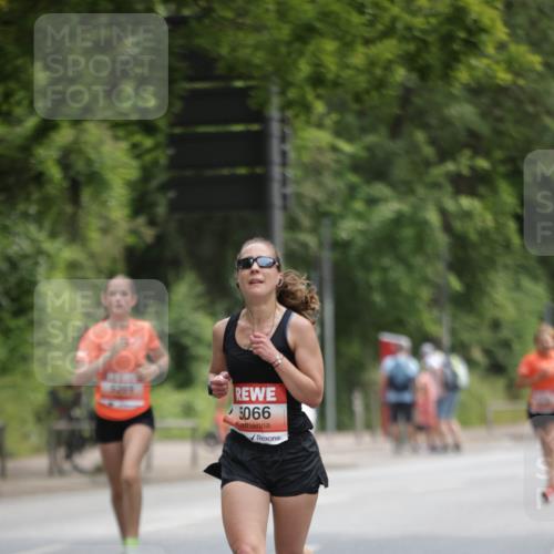15.06.2025 - REWE Women's Run Jannik Wohlers http://msf.ph/oto/7963788 15.06.2025 09:58:40 Laufen 5066 meine-sportfotos.de