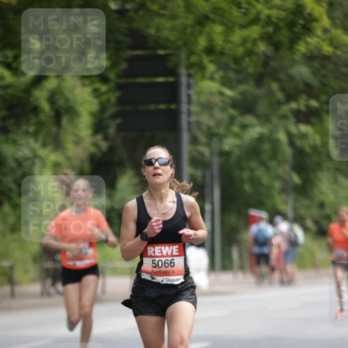 15.06.2025 - REWE Women's Run Jannik Wohlers http://msf.ph/oto/7963802 15.06.2025 09:58:40 Laufen 5066 meine-sportfotos.de