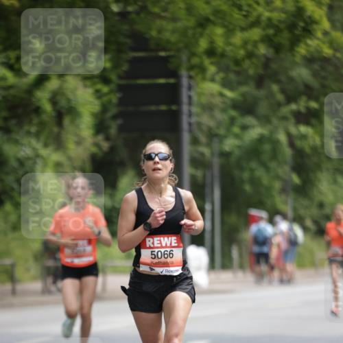15.06.2025 - REWE Women's Run Jannik Wohlers http://msf.ph/oto/7963806 15.06.2025 09:58:40 Laufen 5066 meine-sportfotos.de