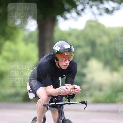 15.06.2025 - 7 Türme Triathlon Yannick Fuchs http://msf.ph/oto/7963814 15.06.2025 11:10:42 Radfahren 220 meine-sportfotos.de