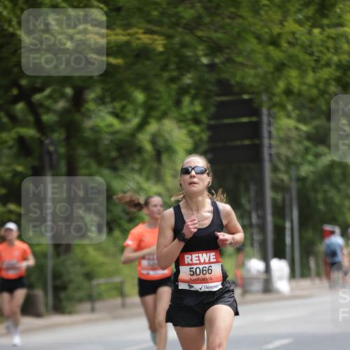 15.06.2025 - REWE Women's Run Jannik Wohlers http://msf.ph/oto/7963819 15.06.2025 09:58:41 Laufen 5066 meine-sportfotos.de