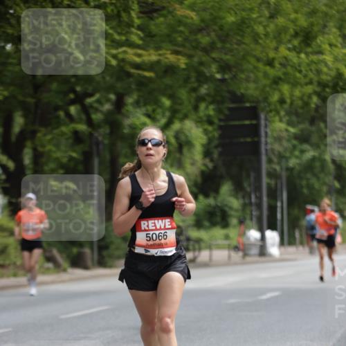 15.06.2025 - REWE Women's Run Jannik Wohlers http://msf.ph/oto/7963822 15.06.2025 09:58:42 Laufen 5066 meine-sportfotos.de