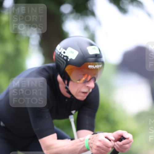 15.06.2025 - 7 Türme Triathlon Yannick Fuchs http://msf.ph/oto/7963830 15.06.2025 11:10:42 Radfahren 220 meine-sportfotos.de