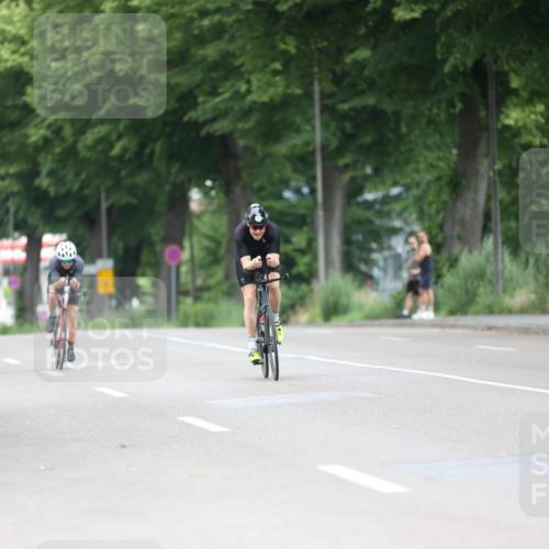 15.06.2025 - 7 Türme Triathlon Yannick Fuchs http://msf.ph/oto/7963834 15.06.2025 11:11:12 Radfahren 200, 329 meine-sportfotos.de