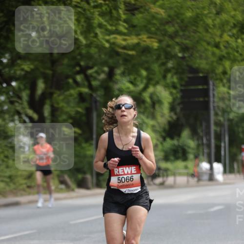 15.06.2025 - REWE Women's Run Jannik Wohlers http://msf.ph/oto/7963836 15.06.2025 09:58:42 Laufen 5066 meine-sportfotos.de