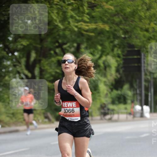 15.06.2025 - REWE Women's Run Jannik Wohlers http://msf.ph/oto/7963850 15.06.2025 09:58:42 Laufen 5066 meine-sportfotos.de