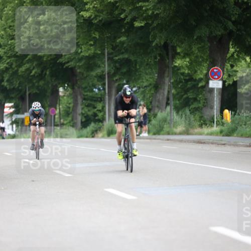 15.06.2025 - 7 Türme Triathlon Yannick Fuchs http://msf.ph/oto/7963851 15.06.2025 11:11:12 Radfahren 200, 329 meine-sportfotos.de