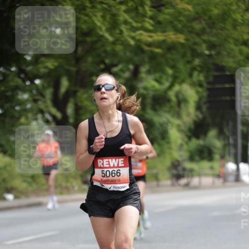 15.06.2025 - REWE Women's Run Jannik Wohlers http://msf.ph/oto/7963862 15.06.2025 09:58:42 Laufen 5066 meine-sportfotos.de