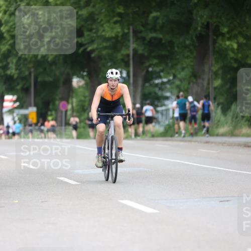 15.06.2025 - 7 Türme Triathlon Yannick Fuchs http://msf.ph/oto/7963876 15.06.2025 13:53:41 Radfahren 1125 meine-sportfotos.de
