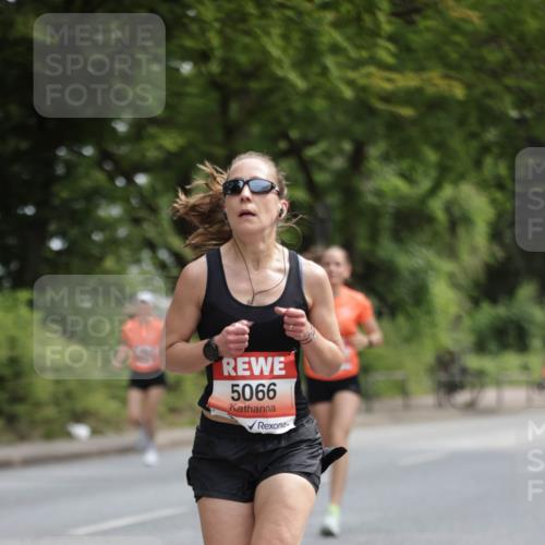 15.06.2025 - REWE Women's Run Jannik Wohlers http://msf.ph/oto/7963881 15.06.2025 09:58:42 Laufen 5066 meine-sportfotos.de