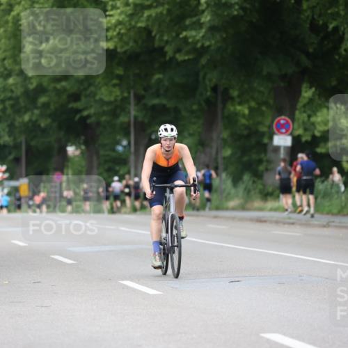15.06.2025 - 7 Türme Triathlon Yannick Fuchs http://msf.ph/oto/7963905 15.06.2025 13:53:42 Radfahren 1125 meine-sportfotos.de