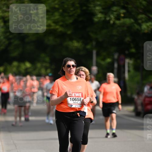 15.06.2025 - REWE Women's Run Dr. Thomas Lammeyer http://msf.ph/oto/7963915 15.06.2025 09:52:27 Laufen 10658 meine-sportfotos.de