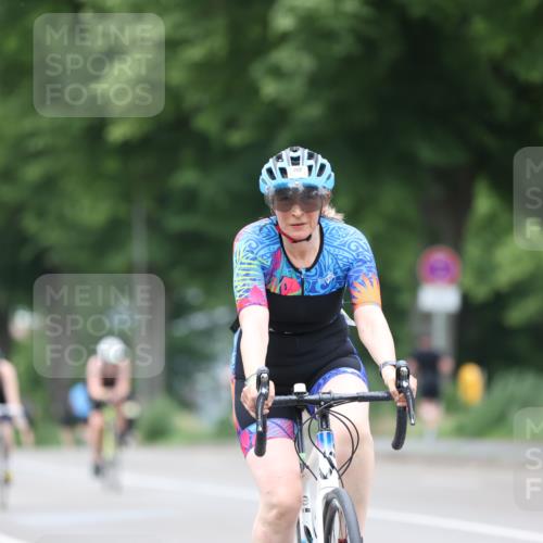 15.06.2025 - 7 Türme Triathlon Yannick Fuchs http://msf.ph/oto/7963967 15.06.2025 13:54:08 Radfahren 829, 1192 meine-sportfotos.de