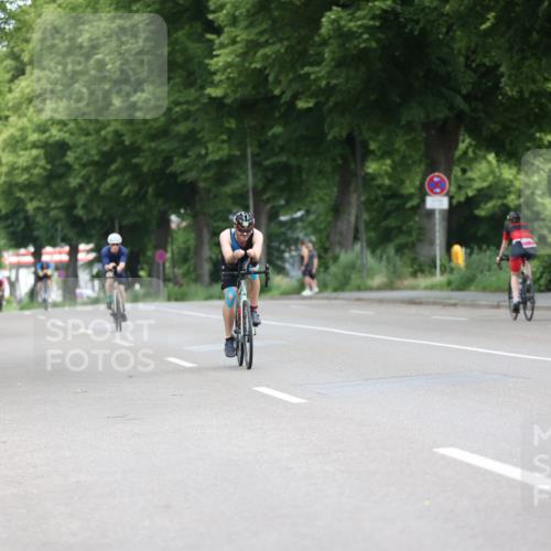 15.06.2025 - 7 Türme Triathlon Yannick Fuchs http://msf.ph/oto/7963977 15.06.2025 11:11:19 Radfahren 204, 246, 278, 323, 329 meine-sportfotos.de