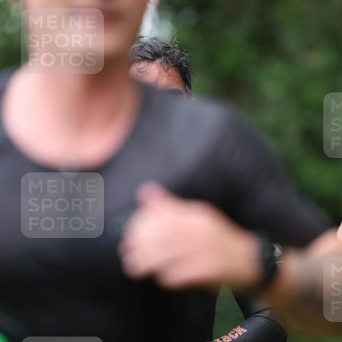 15.06.2025 - 7 Türme Triathlon Michael Strokosch http://msf.ph/oto/7964035 15.06.2025 12:16:46 Schwimmen 373, 387, 389, 400, 423, 435, 451, 485, 560, 622, 629, 632 meine-sportfotos.de