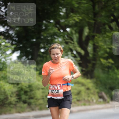 15.06.2025 - REWE Women's Run Jannik Wohlers http://msf.ph/oto/7964046 15.06.2025 09:58:49 Laufen 5030 meine-sportfotos.de