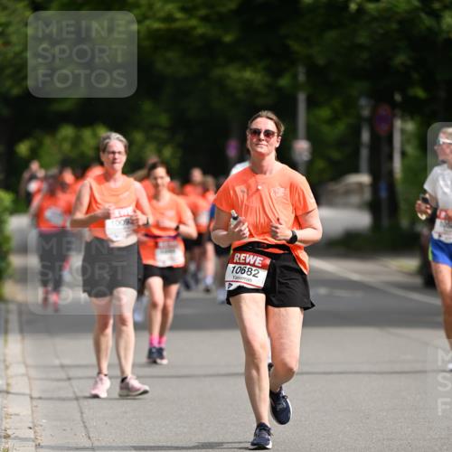 15.06.2025 - REWE Women's Run Dr. Thomas Lammeyer http://msf.ph/oto/7964056 15.06.2025 09:52:35 Laufen 10682 meine-sportfotos.de