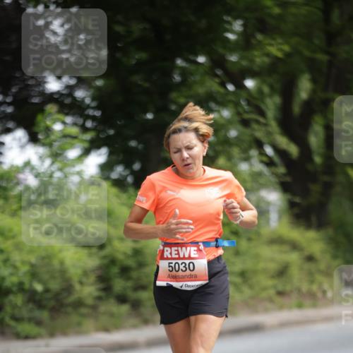 15.06.2025 - REWE Women's Run Jannik Wohlers http://msf.ph/oto/7964062 15.06.2025 09:58:49 Laufen 5030 meine-sportfotos.de