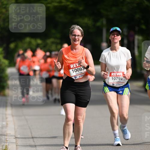 15.06.2025 - REWE Women's Run Dr. Thomas Lammeyer http://msf.ph/oto/7964142 15.06.2025 09:52:39 Laufen 10093, 10799 meine-sportfotos.de