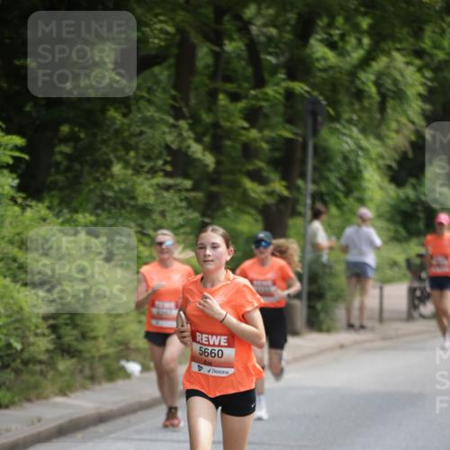 15.06.2025 - REWE Women's Run Jannik Wohlers http://msf.ph/oto/7964168 15.06.2025 09:59:14 Laufen 5660 meine-sportfotos.de