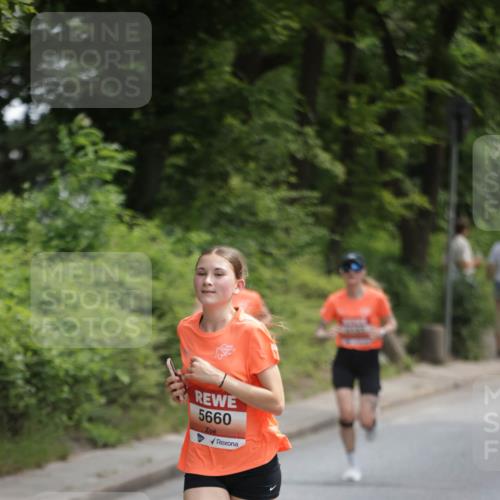 15.06.2025 - REWE Women's Run Jannik Wohlers http://msf.ph/oto/7964205 15.06.2025 09:59:15 Laufen 5660 meine-sportfotos.de
