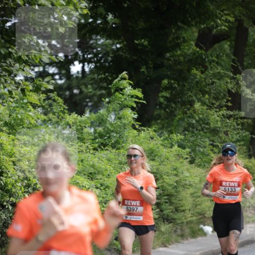 15.06.2025 - REWE Women's Run Jannik Wohlers http://msf.ph/oto/7964214 15.06.2025 09:59:16 Laufen 5667, 5397, 5133 meine-sportfotos.de