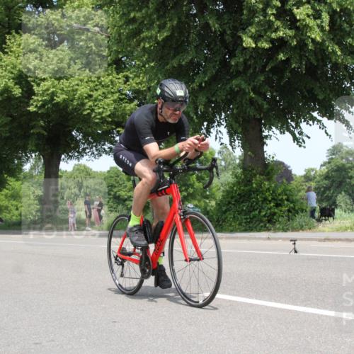 15.06.2025 - 7 Türme Triathlon Yannick Fuchs http://msf.ph/oto/7964216 15.06.2025 12:55:55 Radfahren  meine-sportfotos.de