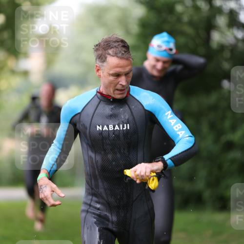 15.06.2025 - 7 Türme Triathlon Michael Strokosch http://msf.ph/oto/7964245 15.06.2025 12:17:02 Schwimmen 389, 423, 451, 485, 530, 609, 622, 679 meine-sportfotos.de