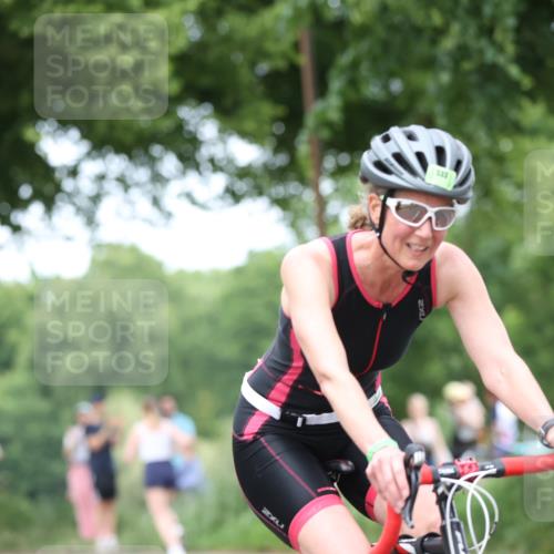 15.06.2025 - 7 Türme Triathlon Yannick Fuchs http://msf.ph/oto/7964307 15.06.2025 13:54:24 Radfahren 533 meine-sportfotos.de