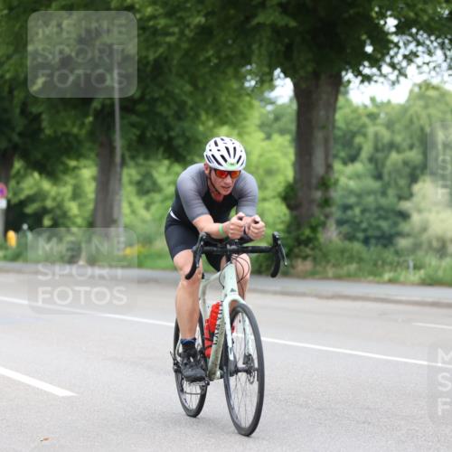 15.06.2025 - 7 Türme Triathlon Yannick Fuchs http://msf.ph/oto/7964312 15.06.2025 11:11:36 Radfahren 254 meine-sportfotos.de