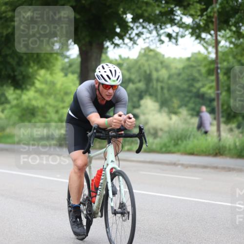 15.06.2025 - 7 Türme Triathlon Yannick Fuchs http://msf.ph/oto/7964323 15.06.2025 11:11:36 Radfahren 254 meine-sportfotos.de