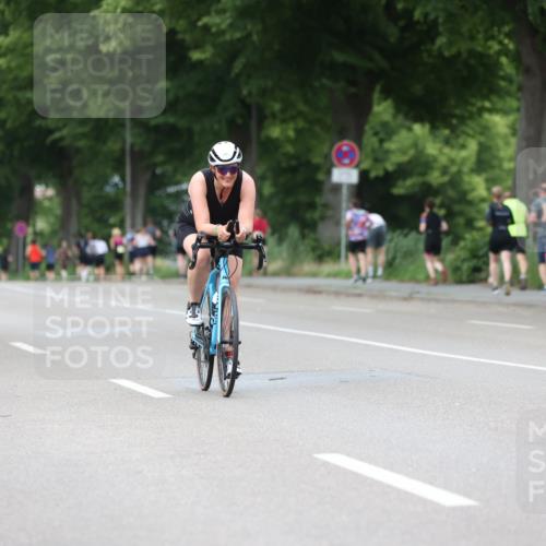15.06.2025 - 7 Türme Triathlon Yannick Fuchs http://msf.ph/oto/7964361 15.06.2025 13:54:46 Radfahren 737 meine-sportfotos.de